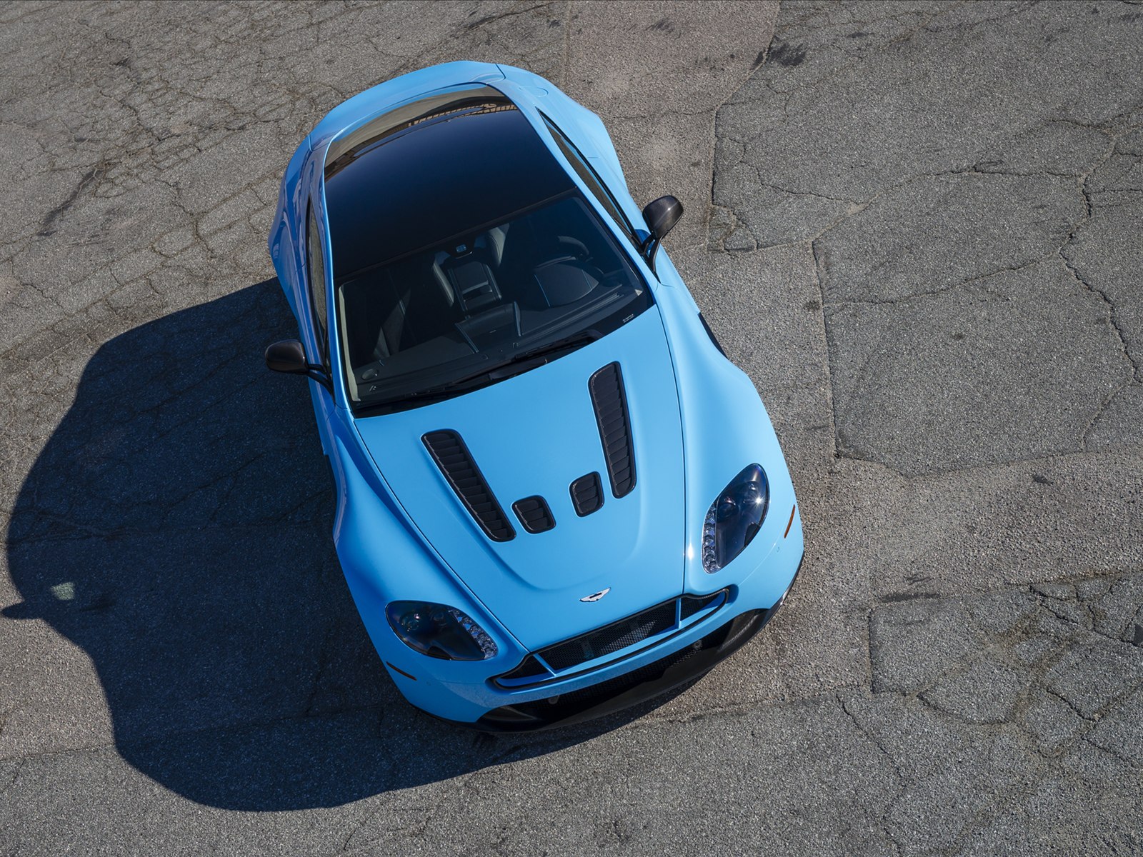 Aston Martin V12 Vantage S 2014